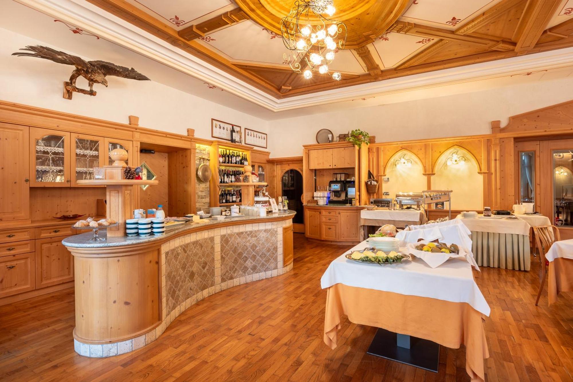 פיו פונטי Hotel Vioz מראה חיצוני תמונה
