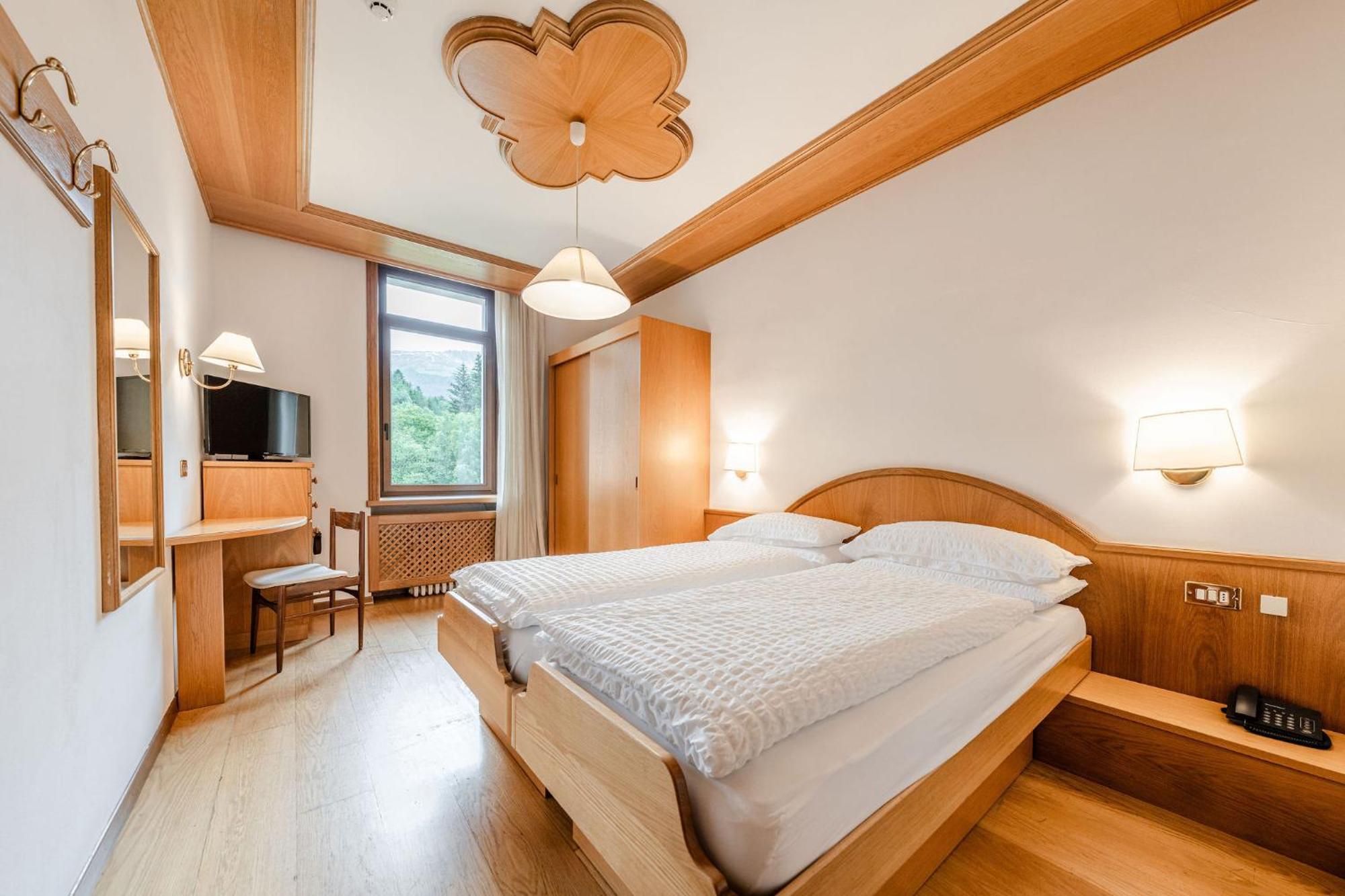 פיו פונטי Hotel Vioz מראה חיצוני תמונה